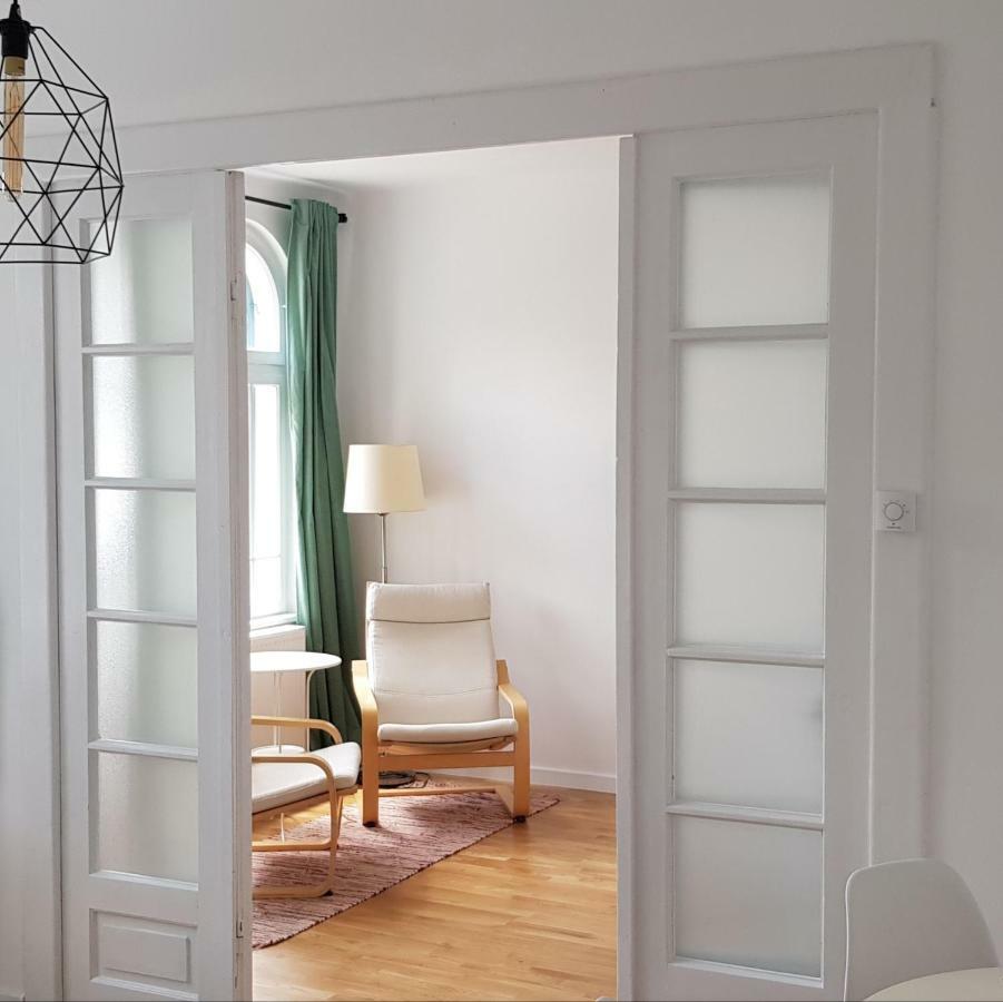 Old Town Apartament Διαμέρισμα Τιργκόβιστε Εξωτερικό φωτογραφία